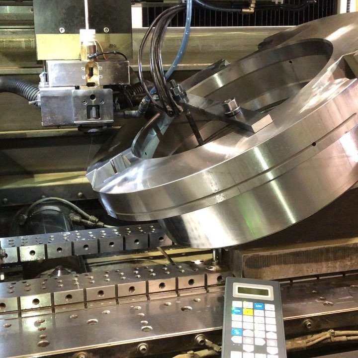 Air chuck in wire EDM